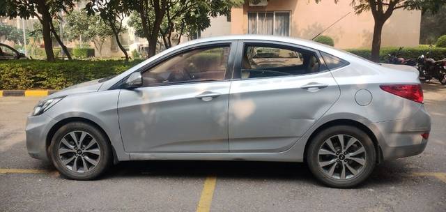 https://images10.gaadi.com/usedcar_image/3693960/original/22__VCC_IMG_1700632355293_1822434_95_1700632673.jpg?imwidth=6401