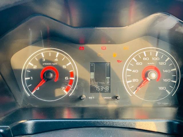 https://images10.gaadi.com/usedcar_image/3693976/original/img2924370__used_car_2924370_1701246729.jpg?imwidth=6402