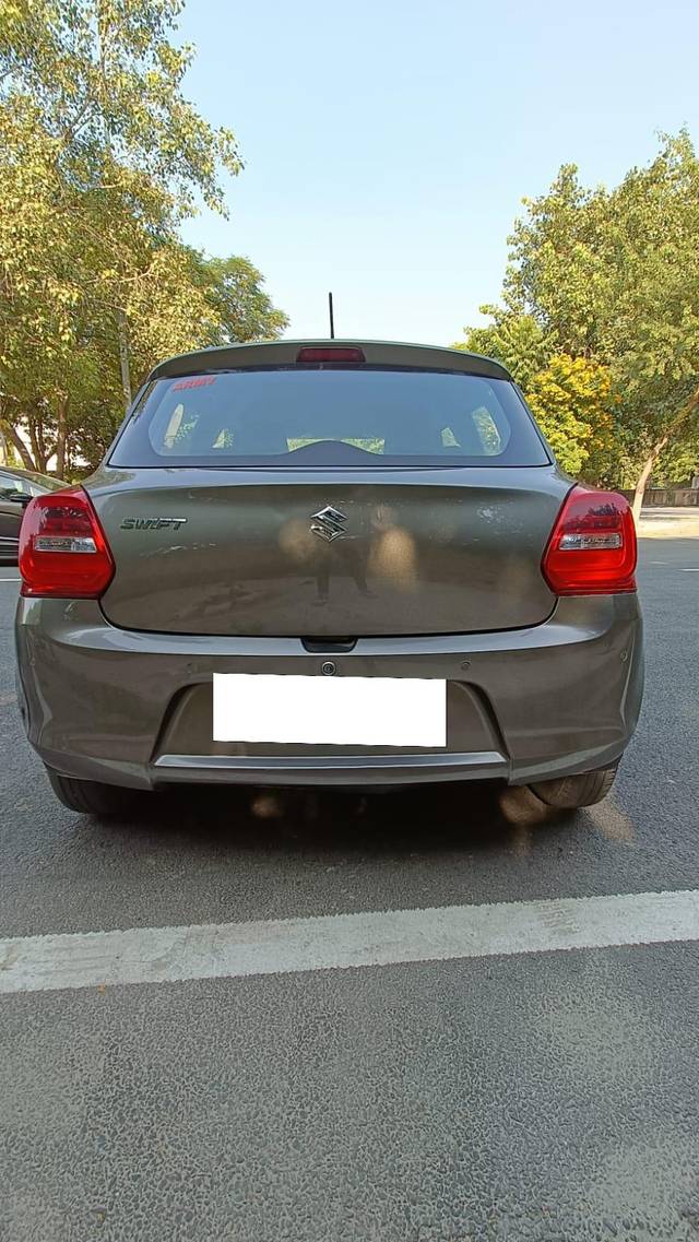 https://images10.gaadi.com/usedcar_image/3693992/original/processed_img2924379__used_car_2924379_1701247167.jpg?imwidth=6402
