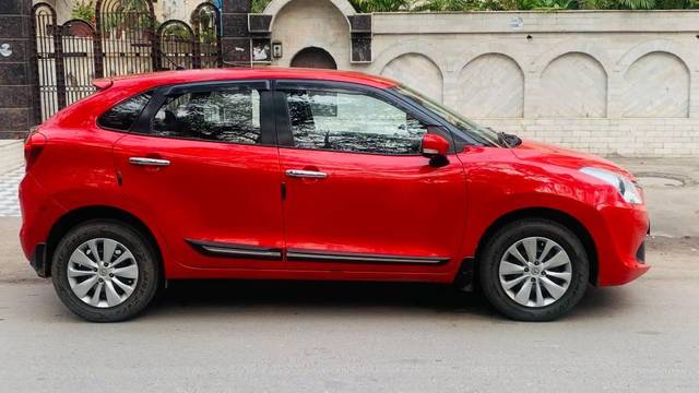 https://images10.gaadi.com/usedcar_image/3694003/original/processed_6c44add3-e1a7-4b19-a9a6-7bc92d0df9c5.jpg?imwidth=6401