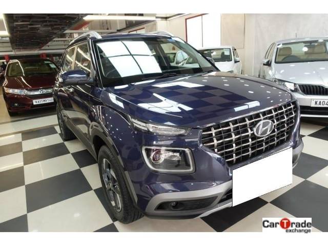 https://images10.gaadi.com/usedcar_image/3694067/original/processed_img2924422__used_car_2924422_1701249612.jpg?imwidth=6400