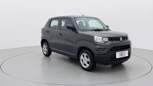https://images10.gaadi.com/usedcar_image/3694132/original/c4ae37aa-ccbf-407b-bd66-a1129515cf26__45.jpg?imwidth=6400