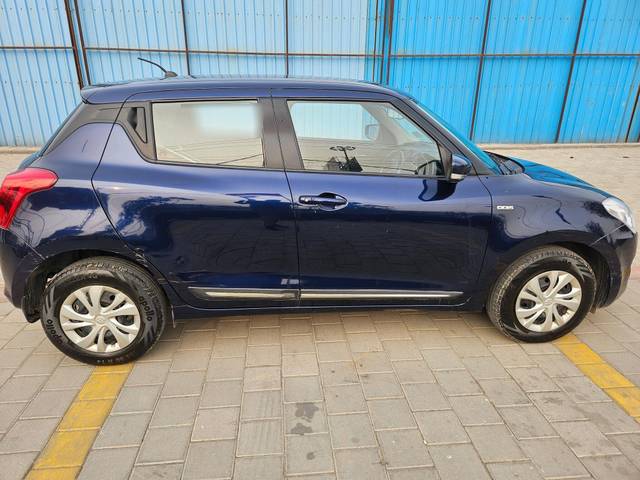 https://images10.gaadi.com/usedcar_image/3694169/original/processed_img2924487__used_car_2924487_1701252319.jpg?imwidth=6401