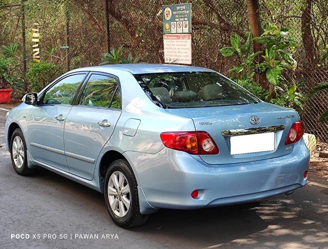 https://images10.gaadi.com/usedcar_image/3694240/original/processed_img2924538__used_car_2924538_1701254508.jpg?imwidth=6402