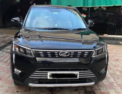 Mahindra XUV300 W8 Option Diesel BSVI Mahindra XUV300 W8 Option Diesel BSVI
