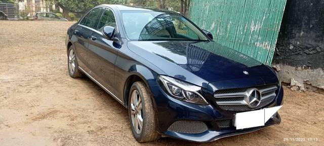 https://images10.gaadi.com/usedcar_image/3694279/original/processed_151a979f-334f-4379-8952-fb7e652a9c1e.jpg?imwidth=6401