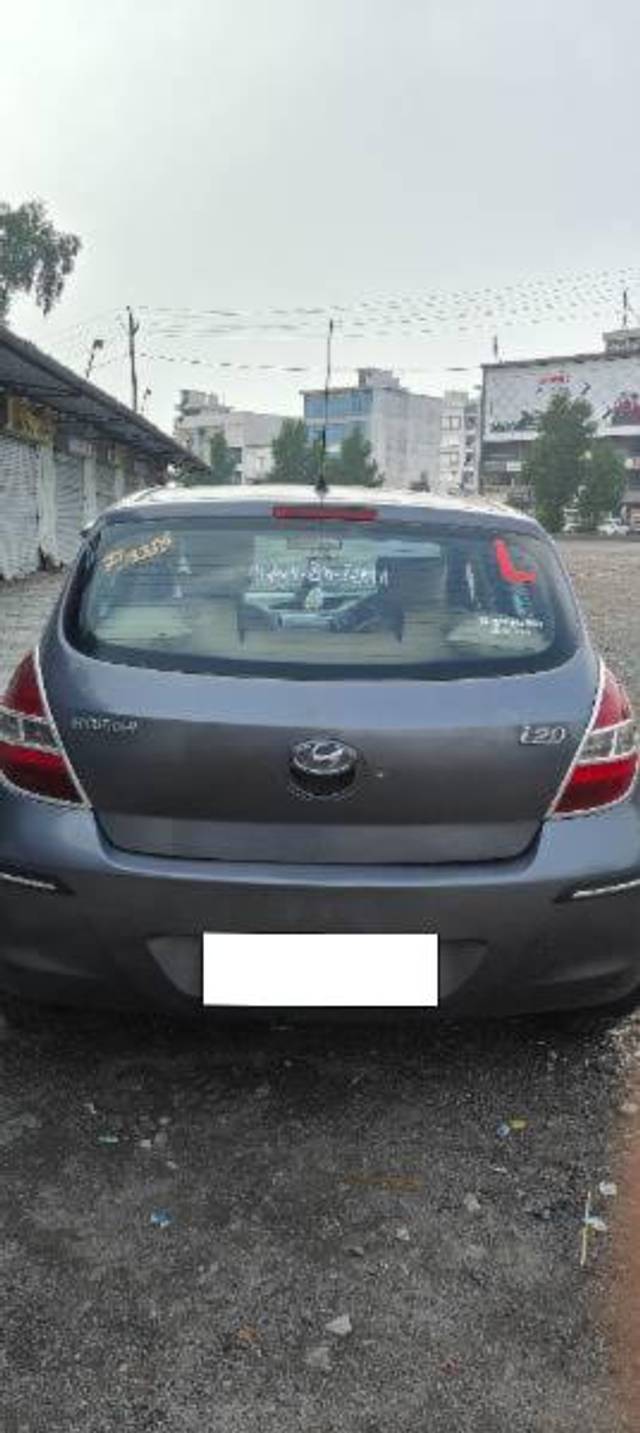 https://images10.gaadi.com/usedcar_image/3694309/original/processed_27d2d3f2-11be-4e1b-a25c-e4d3a48eacfe.jpg?imwidth=6401