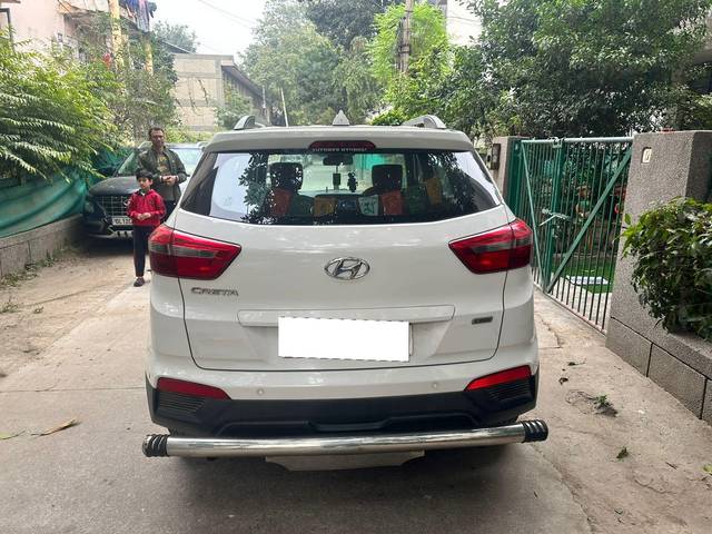 https://images10.gaadi.com/usedcar_image/3694316/original/processed_img2924581__used_car_2924581_1701257321.jpg?imwidth=6402