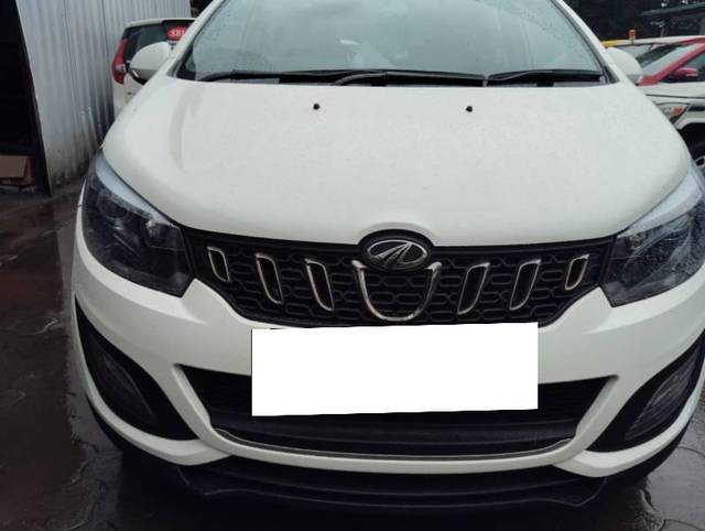 https://images10.gaadi.com/usedcar_image/3694392/original/processed_9a1c68bd-3ae5-4fb3-8e15-7504debf020c.jpg?imwidth=6400