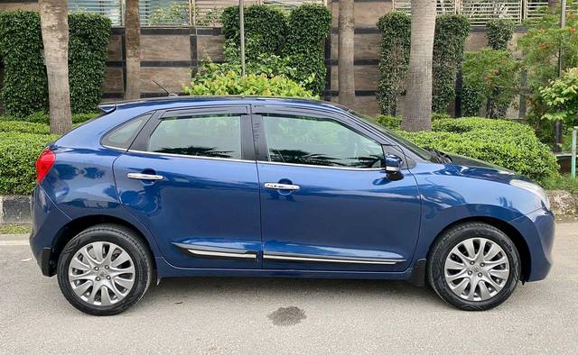 https://images10.gaadi.com/usedcar_image/3694413/original/processed_img2924643__used_car_2924643_1701259425.jpg?imwidth=6401