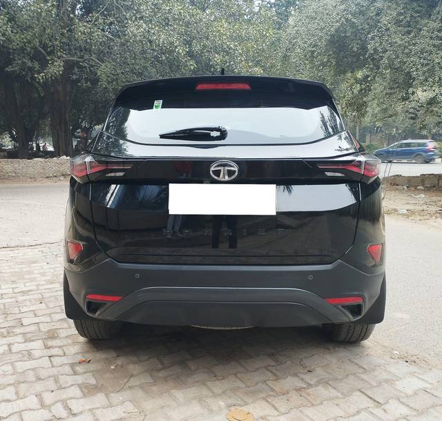 https://images10.gaadi.com/usedcar_image/3694422/original/processed_img2924649__used_car_2924649_1701259629.jpg?imwidth=6402