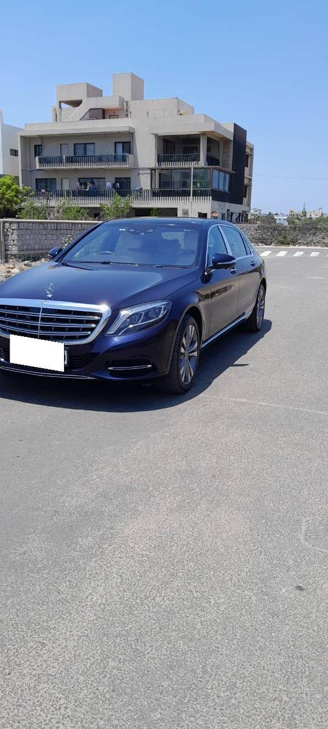 https://images10.gaadi.com/usedcar_image/3694424/original/processed_img2924650__used_car_2924650_1701259796.jpg?imwidth=6400