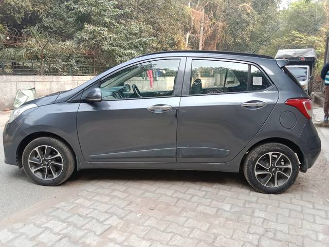 https://images10.gaadi.com/usedcar_image/3694431/original/img2924655__used_car_2924655_1701259803.jpg?imwidth=6402