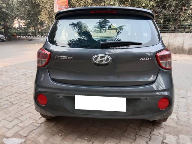 https://images10.gaadi.com/usedcar_image/3694431/original/processed_img2924655__used_car_2924655_1701259790.jpg?imwidth=6401