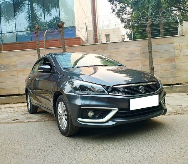 https://images10.gaadi.com/usedcar_image/3694449/original/processed_img2924672__used_car_2924672_1701312664.jpg?imwidth=6400
