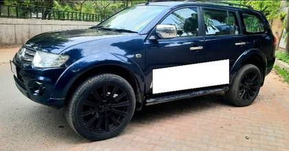 Mitsubishi Pajero Sport 4X2 AT Mitsubishi Pajero Sport 4X2 AT