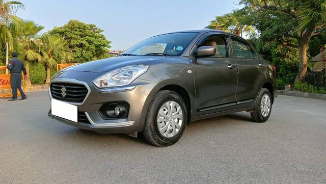 https://images10.gaadi.com/usedcar_image/3694498/original/processed_img2924710__used_car_2924710_1701328638.jpg?imwidth=6401