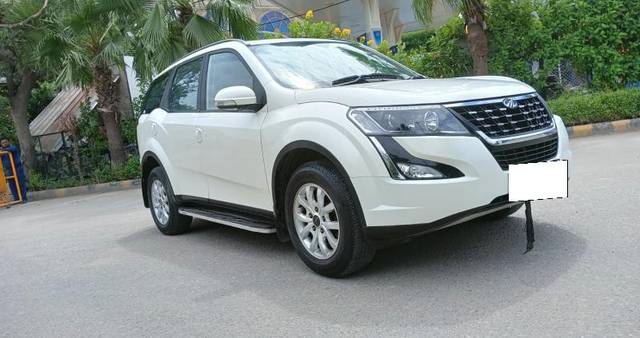 https://images10.gaadi.com/usedcar_image/3694522/original/processed_img2924729__used_car_2924729_1701312039.jpg?imwidth=6400