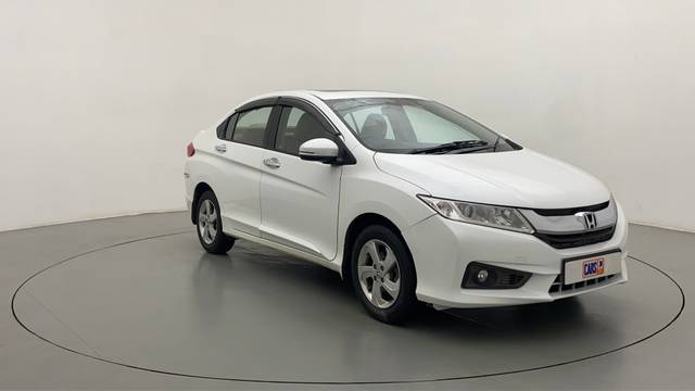 https://images10.gaadi.com/usedcar_image/3694535/original/3cbb5992-7a6a-4730-8d79-87ec5f9f07cc__44.jpg?imwidth=6400