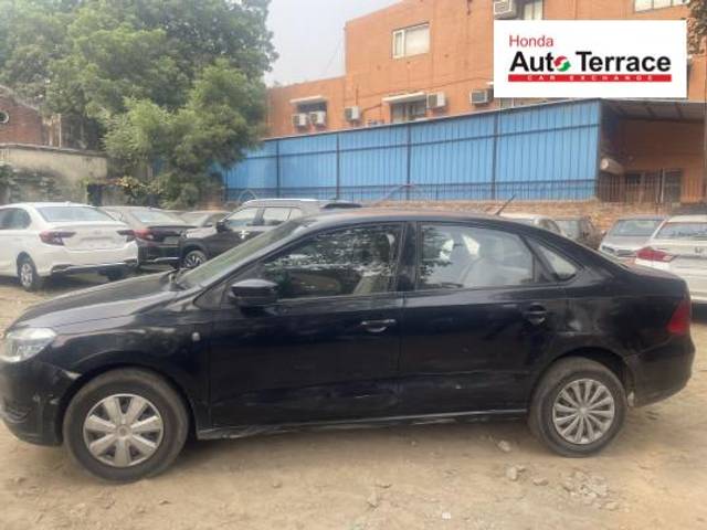 https://images10.gaadi.com/usedcar_image/3694539/original/21888__img_745312972_wm.jpeg?imwidth=6400