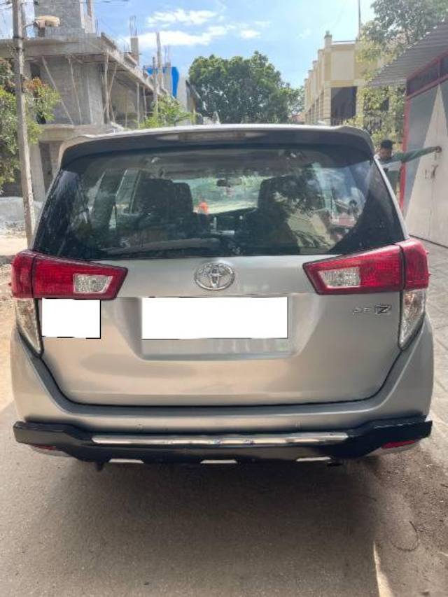 https://images10.gaadi.com/usedcar_image/3694667/original/processed_2ebc90ff-8e7e-4c84-b1cf-c8ffde01d5c7.jpg?imwidth=6401