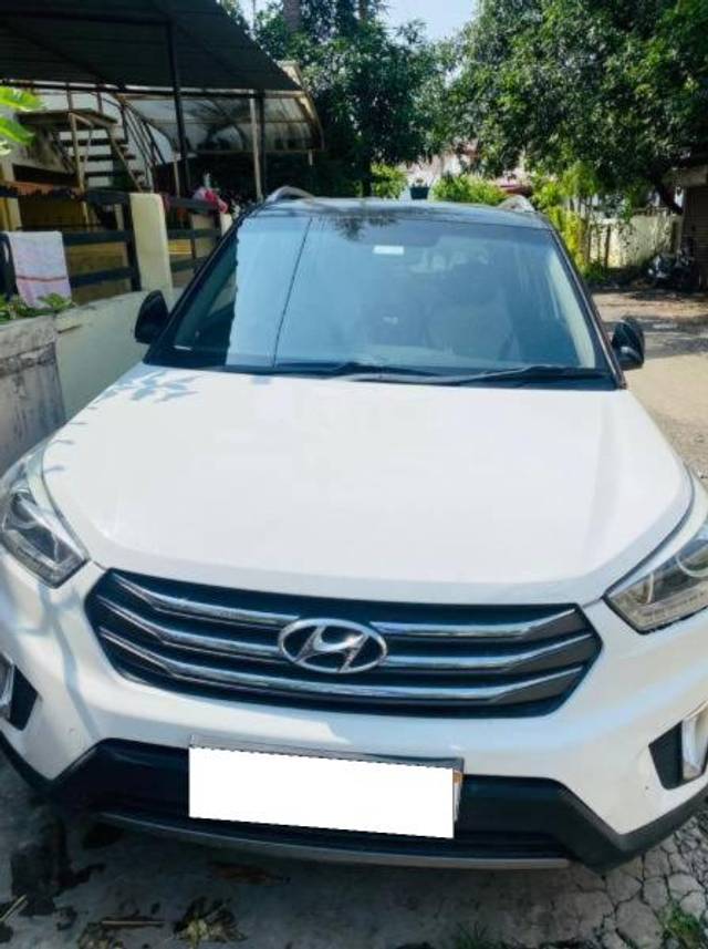 https://images10.gaadi.com/usedcar_image/3694789/original/processed_8f906288-972d-4b96-bcfe-04147cf6d756.jpg?imwidth=6400