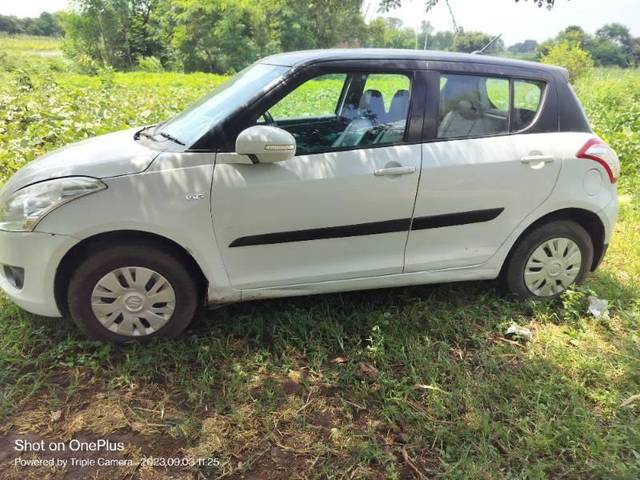 https://images10.gaadi.com/usedcar_image/3694791/original/processed_83511d8b-c501-4bcb-bf88-0d107e9530b0.jpg?imwidth=6402