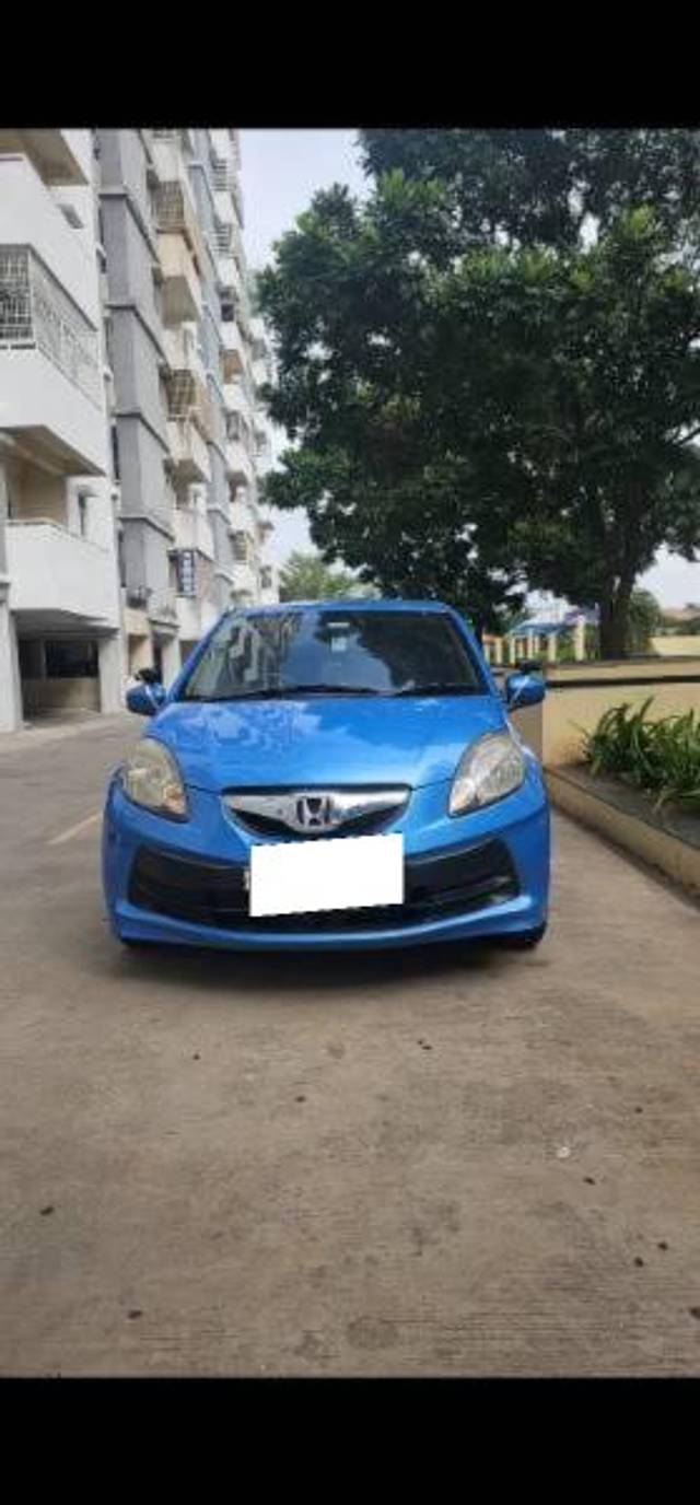 https://images10.gaadi.com/usedcar_image/3694860/original/processed_3549e96b-daa3-4fa0-98e5-2a2377462a84.jpg?imwidth=6401