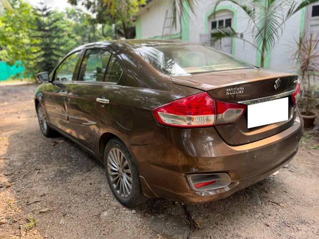 https://images10.gaadi.com/usedcar_image/3695117/original/processed_4d33f030-29d7-45cf-8f72-c6bc6d5079a5.jpg?imwidth=6402