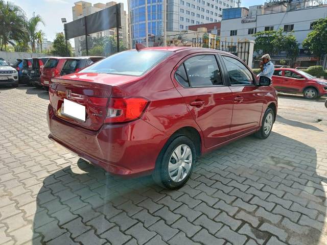 https://images10.gaadi.com/usedcar_image/3695149/original/processed_img2924879__usedcar_whatsappimage2023_11_28at33722pm_2__63411701320204_1701320994.jpeg?imwidth=6402