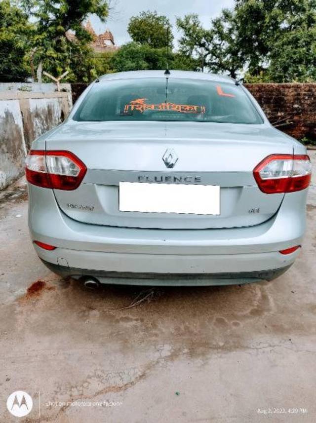 https://images10.gaadi.com/usedcar_image/3695193/original/processed_1af7eeb6-a3e6-423a-8eae-5b5cd5d1da24.jpg?imwidth=6401