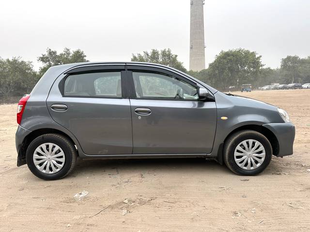 https://images10.gaadi.com/usedcar_image/3695278/original/img2924948__usedcar_img_2294_2924948_1701358710.jpeg?imwidth=6401