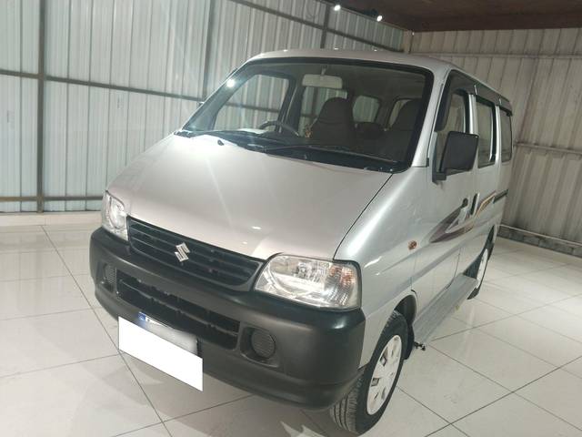 https://images10.gaadi.com/usedcar_image/3695326/original/processed_img2924976__used_car_2924976_1701328273.jpg?imwidth=6402
