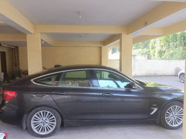https://images10.gaadi.com/usedcar_image/3695328/original/processed_91b39b12-700e-4269-bc8e-b4a8593d90c4.jpg?imwidth=6401
