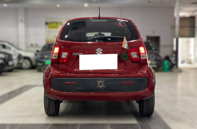 https://images10.gaadi.com/usedcar_image/3695329/original/processed_img2924977__used_car_2924977_1701330861.jpg?imwidth=6402