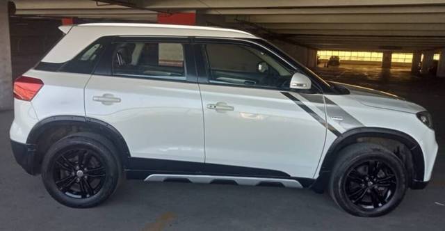 https://images10.gaadi.com/usedcar_image/3695396/original/img2925010__used_car_2925010_1701410740.jpg?imwidth=6401