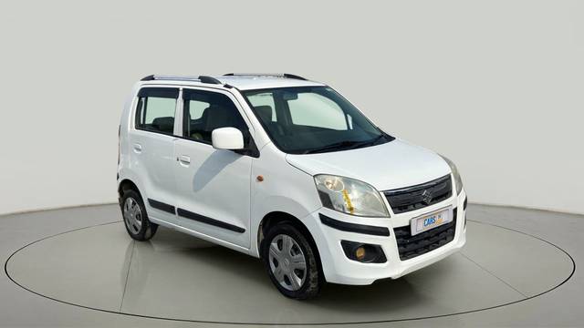 https://images10.gaadi.com/usedcar_image/3695397/original/slot__1-7-Exterior-13501658708-64f076cf2f674f389680ad429c713d0e-Exterior-7.jpg?imwidth=6400
