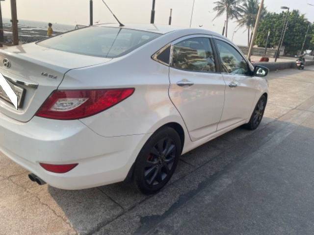 https://images10.gaadi.com/usedcar_image/3695411/original/processed_1deb1577-5cfc-486c-8794-2e1fd1bc97d4.jpeg?imwidth=6401