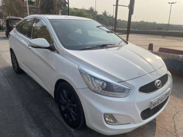 https://images10.gaadi.com/usedcar_image/3695411/original/processed_38883fcf-ba66-49e0-94b8-e370da400b29.jpeg?imwidth=6400