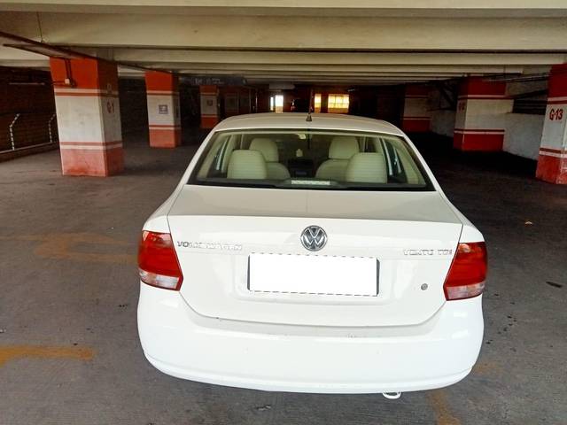 https://images10.gaadi.com/usedcar_image/3695435/original/processed_img2925038__used_car_2925038_1701414895.jpg?imwidth=6402