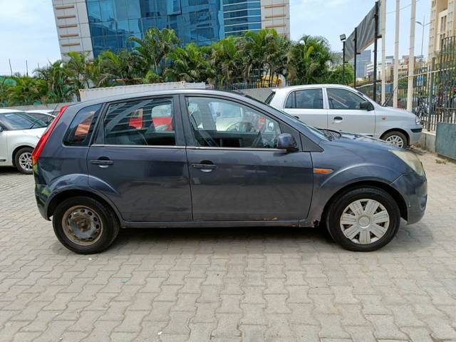 https://images10.gaadi.com/usedcar_image/3695483/original/img2925069__usedcar_tn22br1553_7__11661701329616_1701329658.jpeg?imwidth=6401