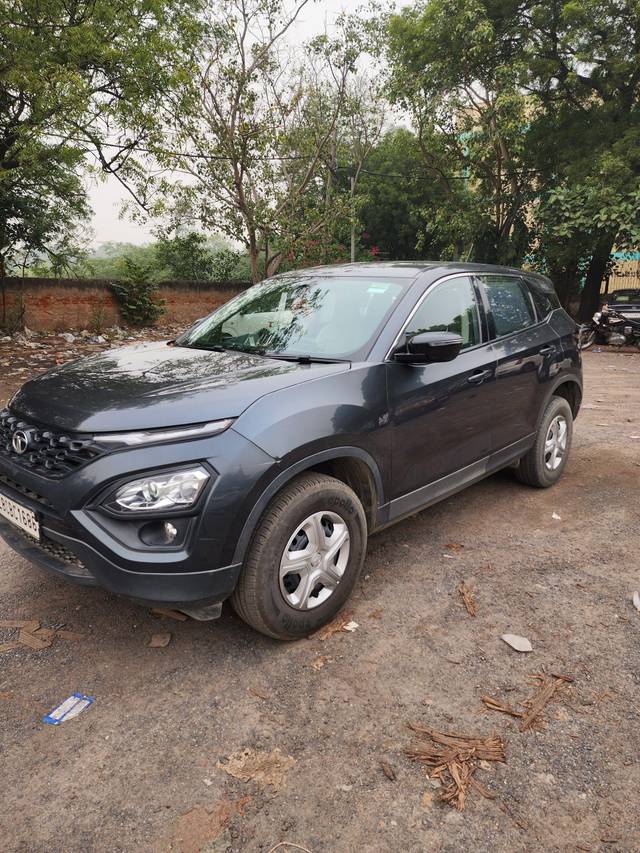 https://images10.gaadi.com/usedcar_image/3695484/original/processed_img2925070__used_car_2925070_1701329866.jpg?imwidth=6402