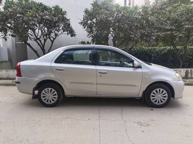 https://images10.gaadi.com/usedcar_image/3695567/original/img2925126__used_car_2925126_1701332475.jpg?imwidth=6401