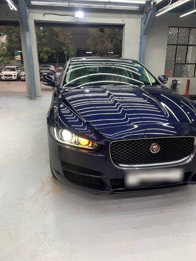 https://images10.gaadi.com/usedcar_image/3695570/original/processed_img2925129__used_car_2925129_1701332044.jpg?imwidth=6402
