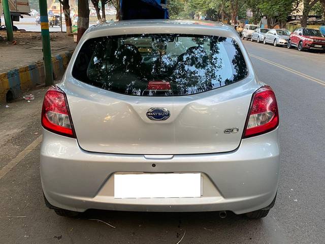 https://images10.gaadi.com/usedcar_image/3695580/original/processed_img2925135__used_car_2925135_1701332269.jpg?imwidth=6402
