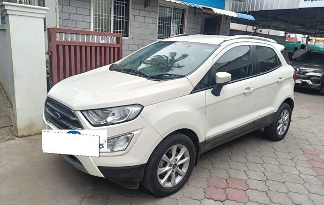 https://images10.gaadi.com/usedcar_image/3695592/original/processed_img2925146__usedcar_2_5701701332368_1701332386.jpeg?imwidth=6400