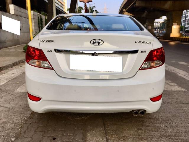 https://images10.gaadi.com/usedcar_image/3695641/original/processed_img2925182__usedcar_whatsappimage2023_11_28at54819pm_2__13771701332714_1701332739.jpeg?imwidth=6401
