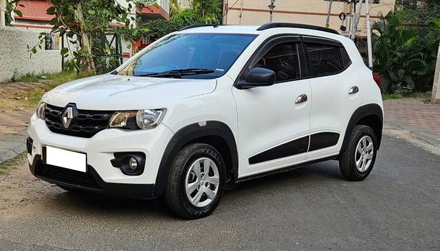 https://images10.gaadi.com/usedcar_image/3695687/original/processed_img2925204__used_car_2925204_1701334504.jpg?imwidth=6400