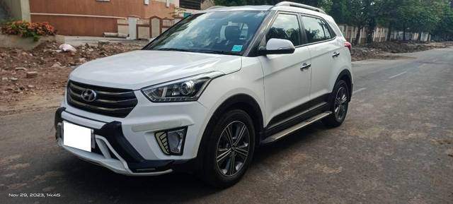 https://images10.gaadi.com/usedcar_image/3695690/original/processed_1bcd7f1f-8eef-4b24-8d16-8b061d43e443.jpg?imwidth=6400