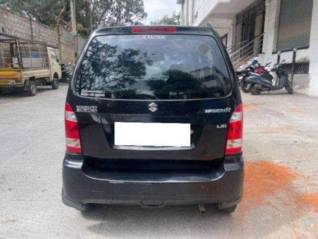 https://images10.gaadi.com/usedcar_image/3695706/original/processed_45ad38bb-cecb-4414-9efb-0d1c091b30e0.jpeg?imwidth=6402